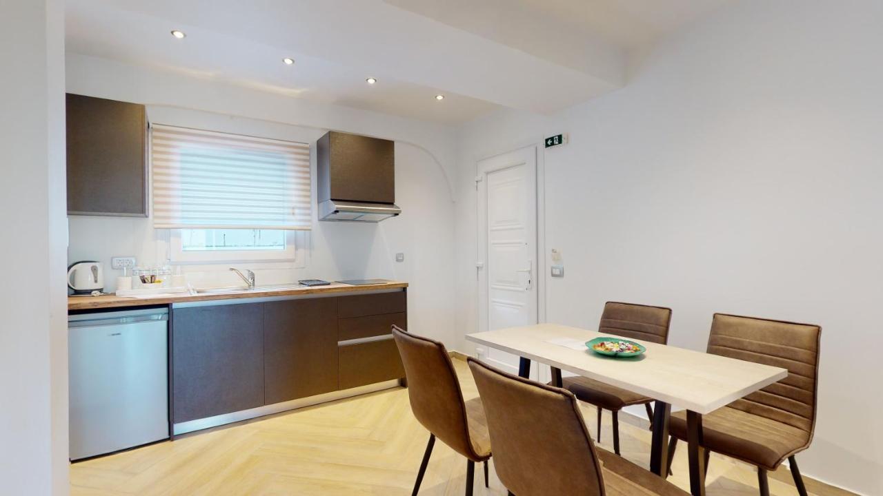 Hotel Golden Lion Párga Zewnętrze zdjęcie